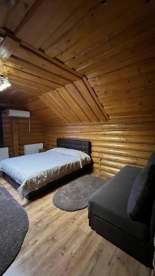 Villa На Ставку à Vyjnytsia Extérieur photo