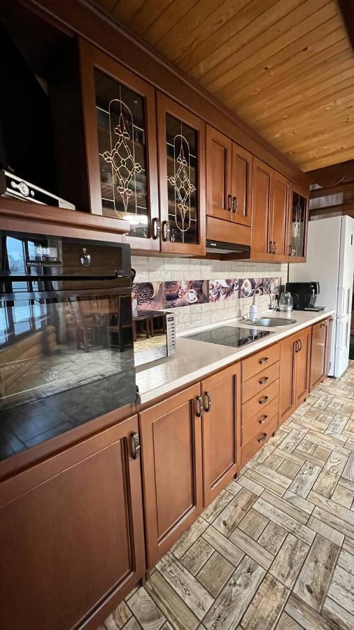 Villa На Ставку à Vyjnytsia Extérieur photo